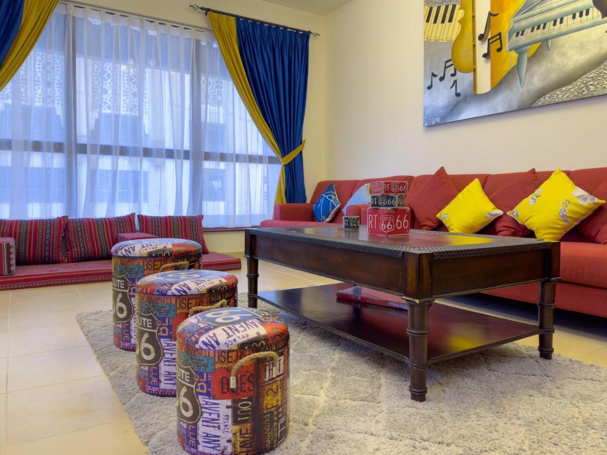 Route 66 Beach Hostel Ντουμπάι Εξωτερικό φωτογραφία