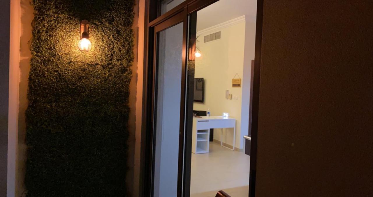 Route 66 Beach Hostel Ντουμπάι Εξωτερικό φωτογραφία