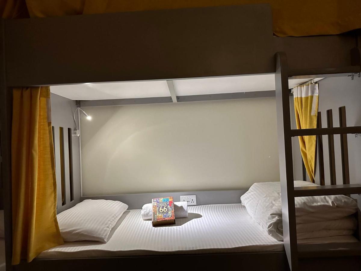Route 66 Beach Hostel Ντουμπάι Εξωτερικό φωτογραφία