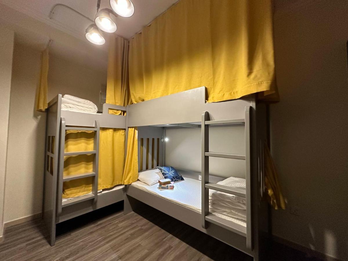 Route 66 Beach Hostel Ντουμπάι Εξωτερικό φωτογραφία